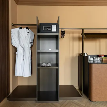 Alp Pasa - Special Class Hotel